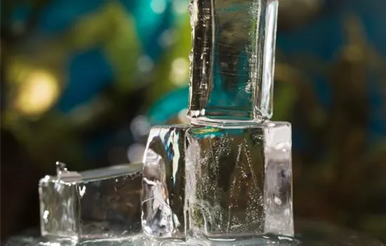 Das Aquarium kühlen – Tipps für den Umgang mit Aquarien im Sommer Das Aquarium kühlen – Tipps für den Umgang mit Aquarien im Sommer